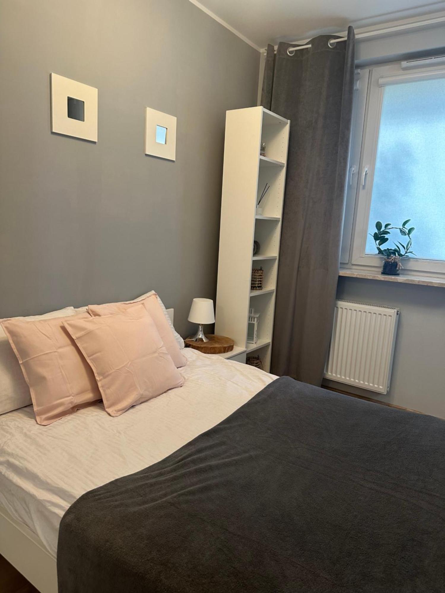 Cosy Apartment Near To The Chopin'S Airport Cybernetyki 2C Varşovia Exterior foto